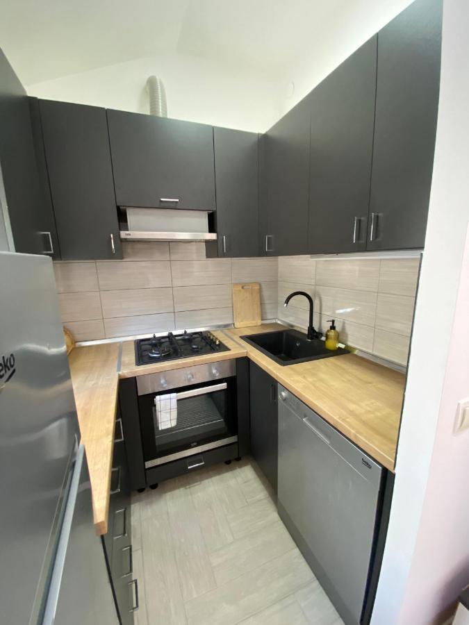 Apartman Cukar II Pulaアパートメント エクステリア 写真