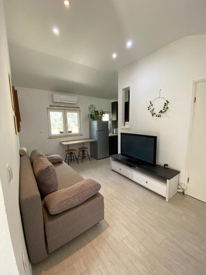 Apartman Cukar II Pulaアパートメント エクステリア 写真